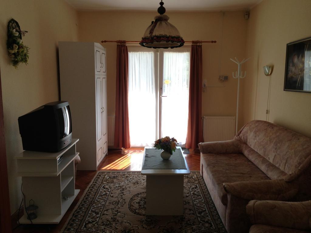 Villa Natalia Хевиз Экстерьер фото